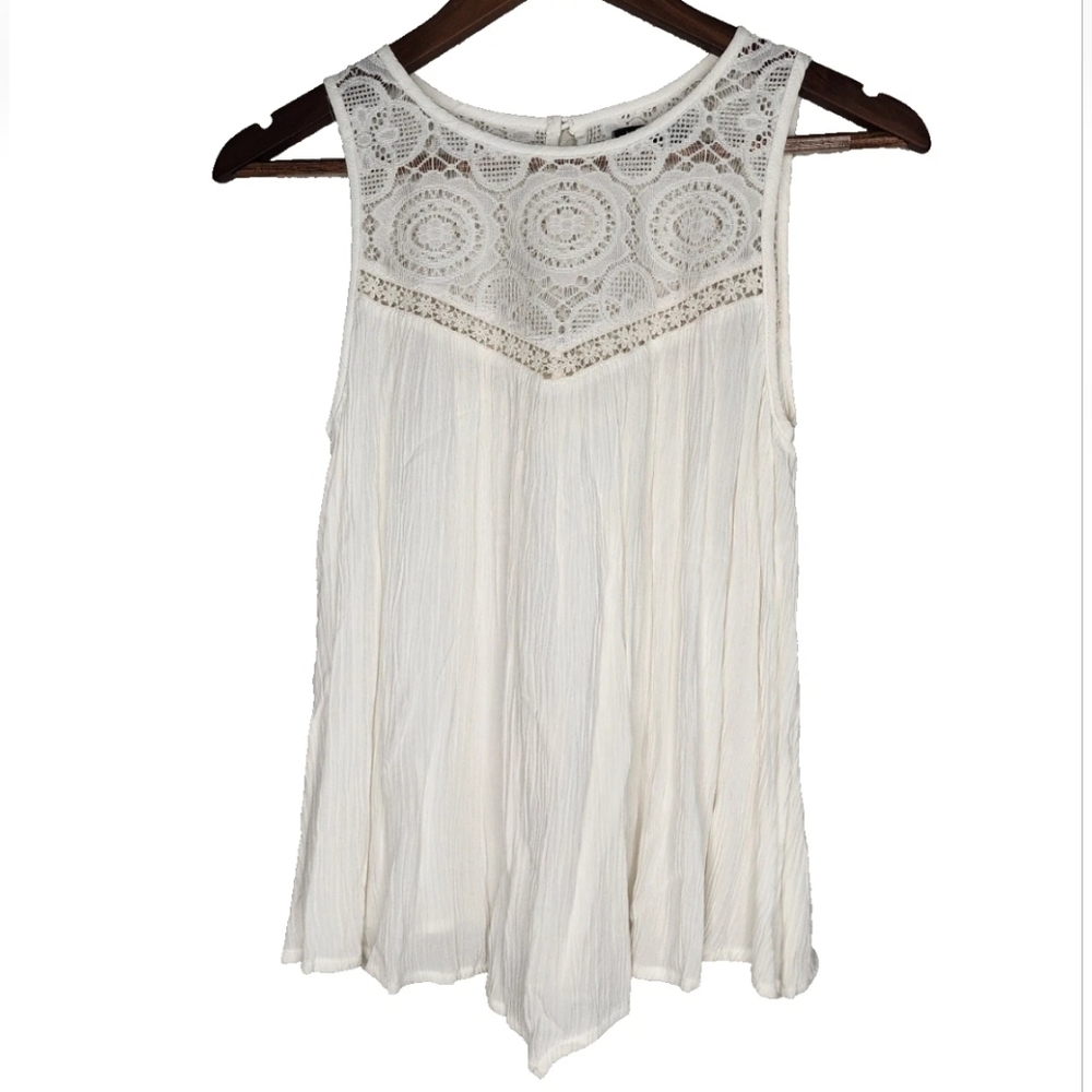 Kandy Kiss Lace Yoke Top in Ivory Size M